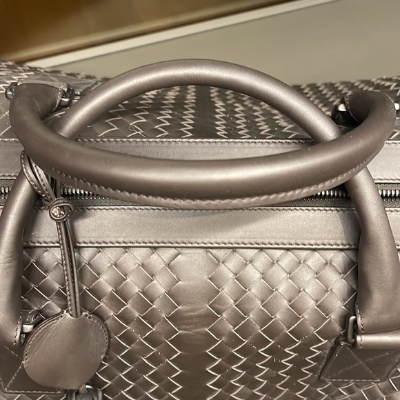 Medium Intrecciato Duffle
Bottega Veneta - Picture 6 of 16